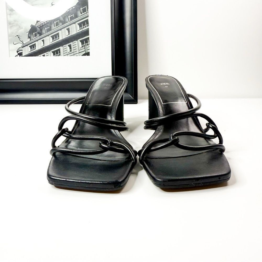 Black Strappy Mid-Heel Sandals - Women's Stylish Mule - Picture 2 of 8